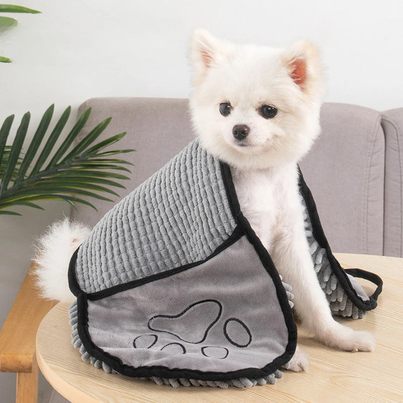 Super Absorbent Microfiber Pet Towel Quick-Dry Washable with Hand Pockets